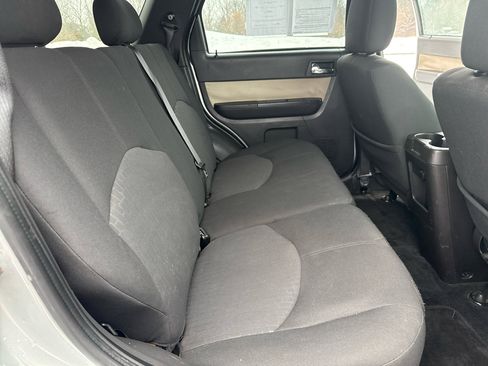 Used 2009 Mercury Mariner 2WD image 18