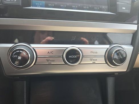 Used 2019 Subaru Outback 2.5i image 20