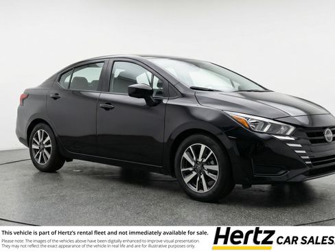 Used 2025 Nissan Versa SV FWD image 1
