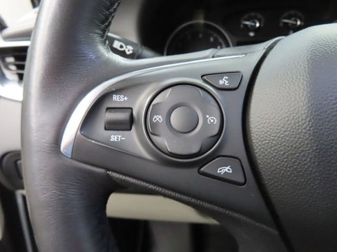 Used 2019 Buick Enclave Essence image 48