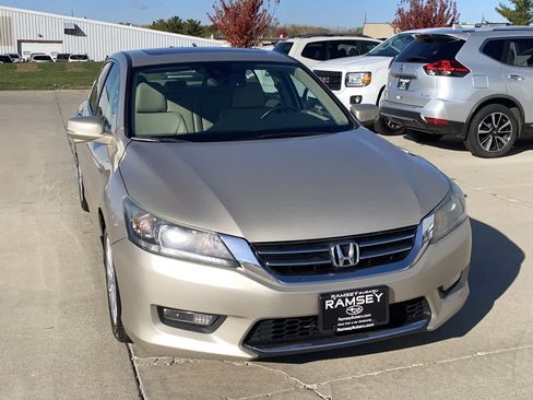 Used 2015 Honda Accord EX-L image 8