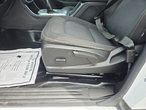 Used 2022 Chevrolet Colorado LT w/ Fleet Safety Package RWD image 14