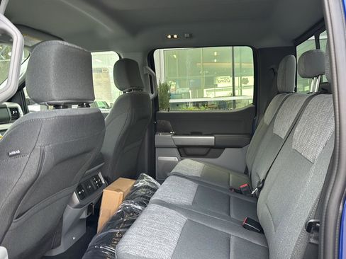 New 2026 Ford F250 XLT w/ XLT Premium Package AWD/4WD image 13