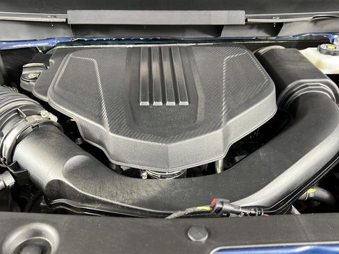Used 2025 Buick Enclave Avenir w/ LPO, Floor Liner Package AWD/4WD image 24