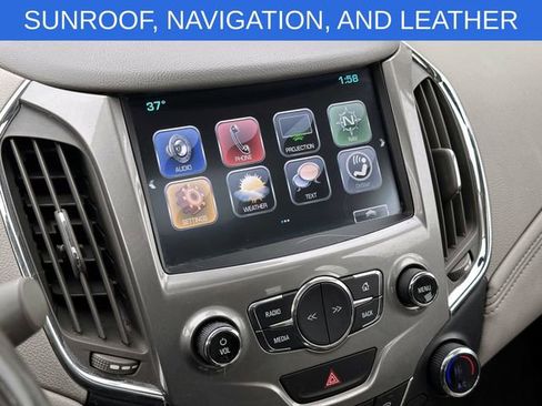 Used 2017 Chevrolet Cruze Premier image 22