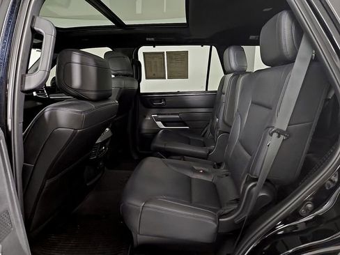 Used 2024 Toyota Sequoia Platinum AWD/4WD image 11