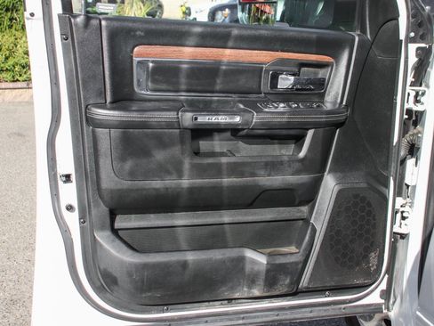 Used 2018 RAM 3500 Laramie image 16