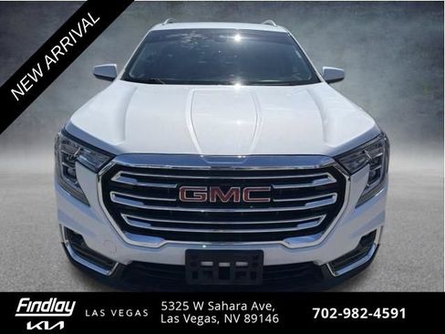 Used 2022 GMC Terrain SLT AWD/4WD image 2