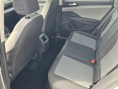 Certified 2023 Volkswagen Taos S FWD image 12
