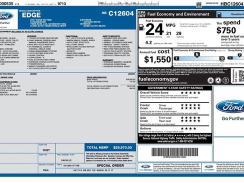 Used 2017 Ford Edge SE FWD image 3