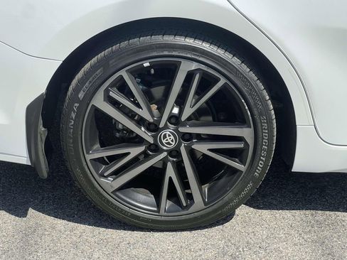 Used 2025 Toyota Camry LE image 8