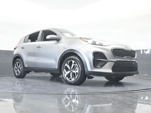 Used 2020 Kia Sportage LX image 58