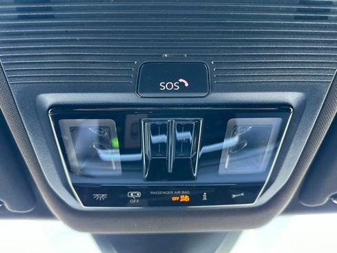 New 2026 Volkswagen Atlas Cross Sport SEL R-Line AWD/4WD image 35