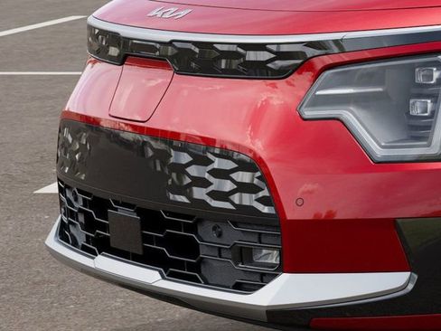 Certified 2025 Kia Niro Wave w/ Wave Preserve Package FWD image 12
