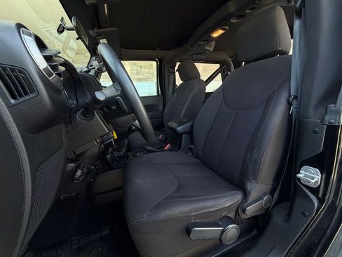 Used 2014 Jeep Wrangler Sport AWD/4WD image 5