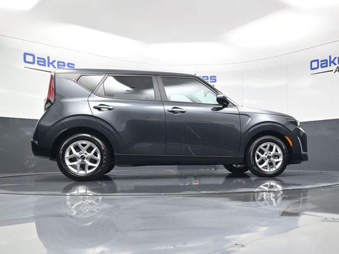 New 2025 Kia Soul S image 42