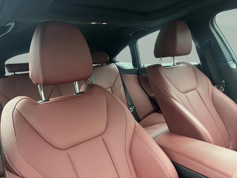 Used 2025 BMW M440i image 23