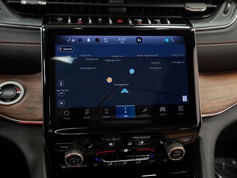 Certified 2024 Jeep Grand Cherokee L Summit w/ High Altitude Package image 33