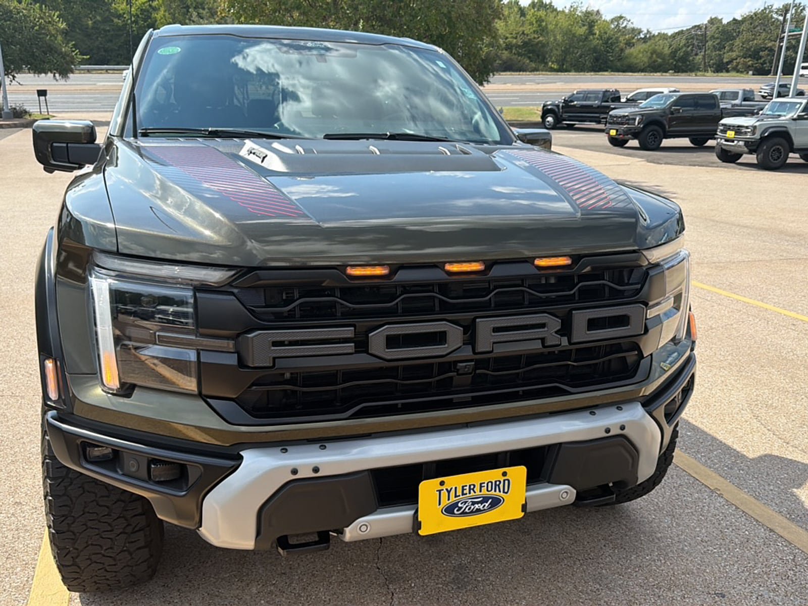 Used 2024 Ford F150 Raptor AWD/4WD image 3