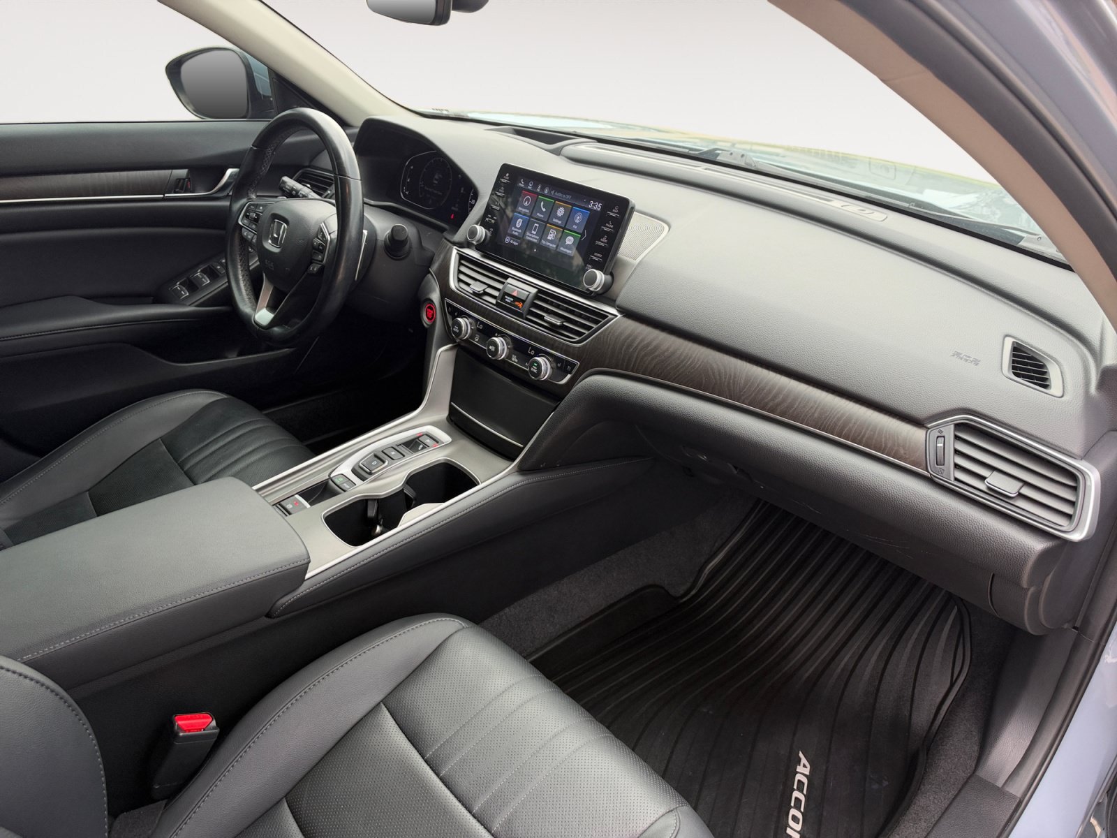 Used 2021 Honda Accord Touring image 15