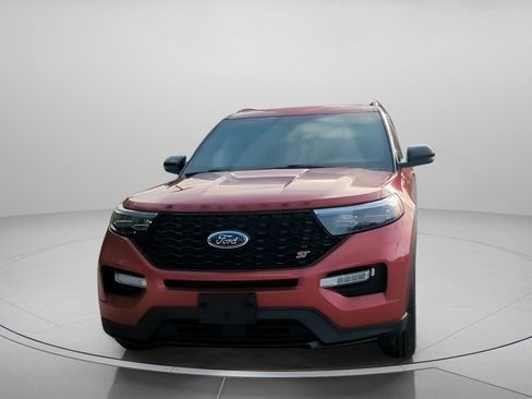 Certified 2023 Ford Explorer ST w/ Equipment Group 401A image 7