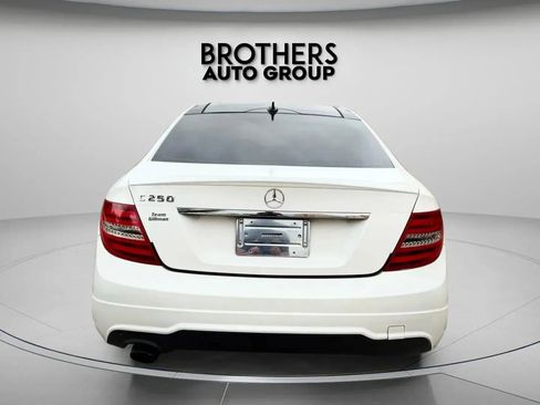 Used 2015 Mercedes-Benz C 250 Coupe image 9