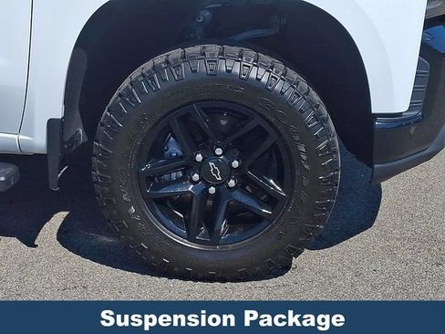 Used 2019 Chevrolet Silverado 1500 LT Trail Boss w/ Convenience Package AWD/4WD image 10
