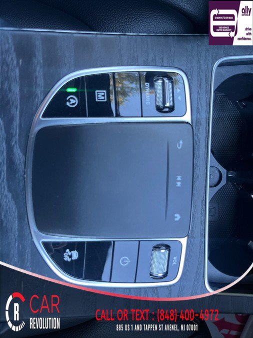Used 2020 Mercedes-Benz GLC 300 4MATIC image 35