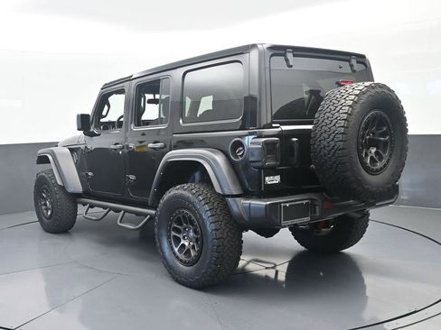 Used 2022 Jeep Wrangler Unlimited Sport w/ Xtreme Recon 35" Tire Package AWD/4WD image 4