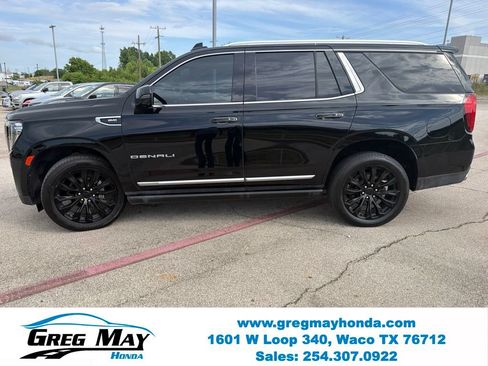 Used 2022 GMC Yukon Denali RWD image 7