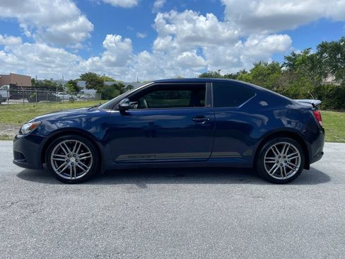 Used 2012 Scion tC FWD image 7
