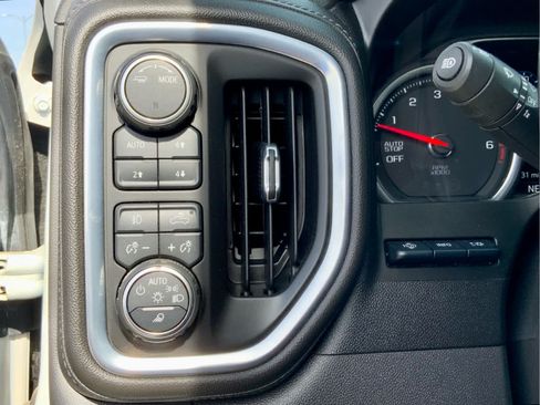 Used 2021 Chevrolet Silverado 1500 High Country w/ Technology Package AWD/4WD image 48
