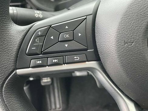 Used 2024 Nissan Altima 2.5 SV image 20