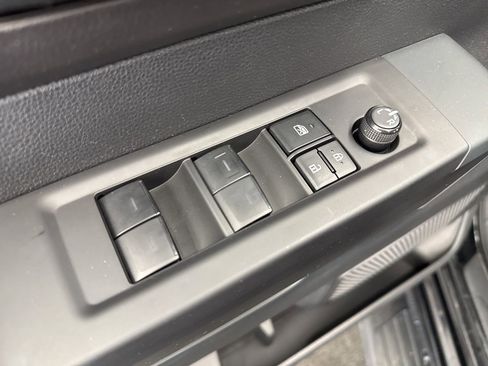 Used 2022 Toyota Tundra SR image 35