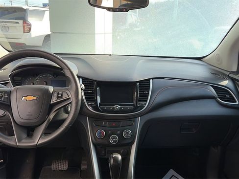 Used 2021 Chevrolet Trax LS w/ Tint and Cruise Package image 5