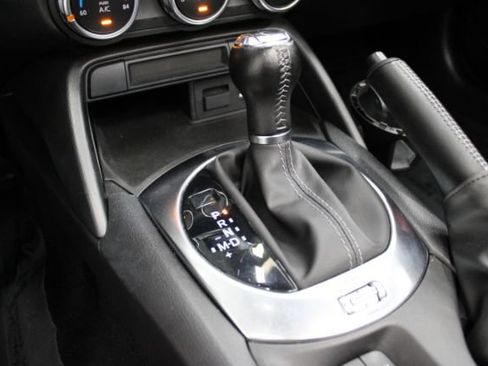Used 2022 MAZDA MX-5 Miata Grand Touring w/ Weather Package RWD image 12