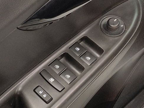 Used 2019 Chevrolet Spark LT image 27