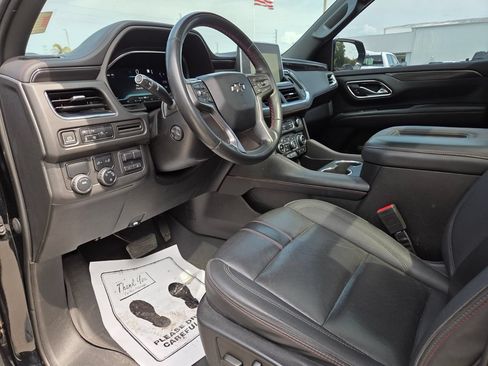 Used 2023 Chevrolet Tahoe RST w/ Sport Performance Package RWD image 31