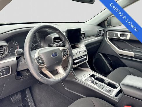 Certified 2023 Ford Explorer XLT AWD/4WD image 2