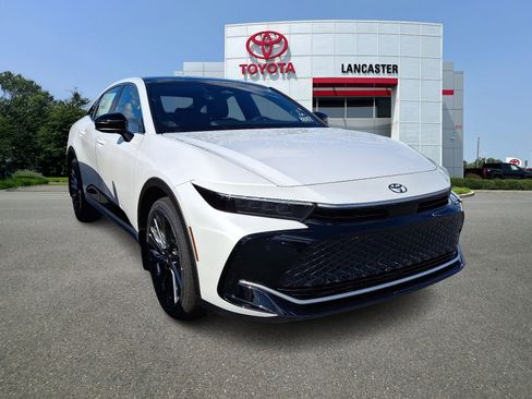 New 2026 Toyota Crown Limited image 1