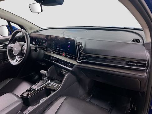 Certified 2025 Kia Sportage EX image 28