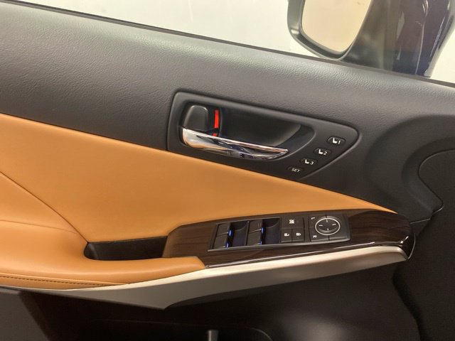 Used 2014 Lexus IS 350 w/ Luxury Package w/Brown Wood RWD image 20