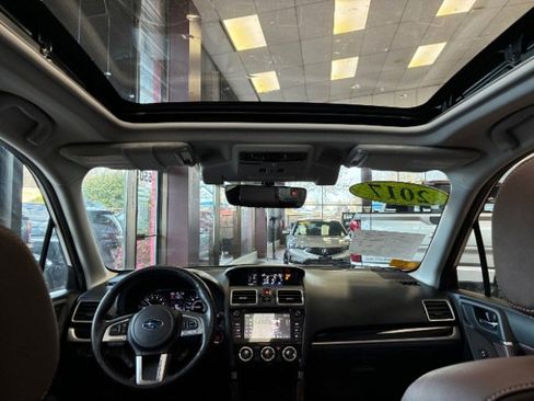 Used 2018 Subaru Forester 2.5i Touring image 31
