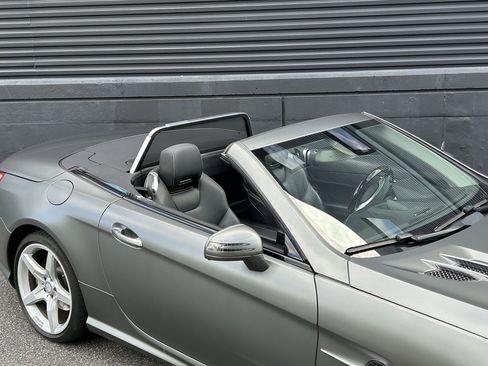 Used 2016 Mercedes-Benz SL 550 image 13