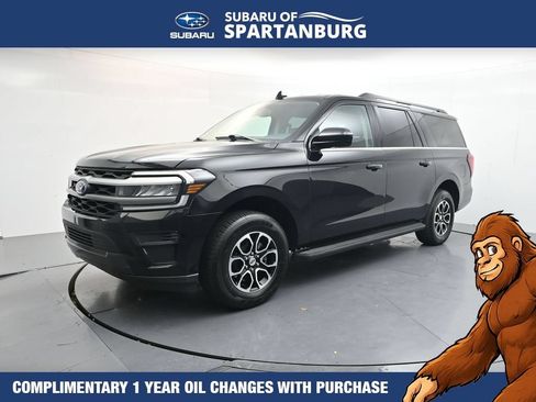 Used 2024 Ford Expedition Max XLT AWD/4WD image 3