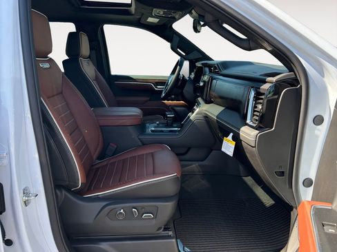 New 2026 GMC Sierra 1500 Denali Ultimate AWD/4WD image 10