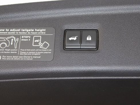 Used 2024 INFINITI QX50 Luxe image 16