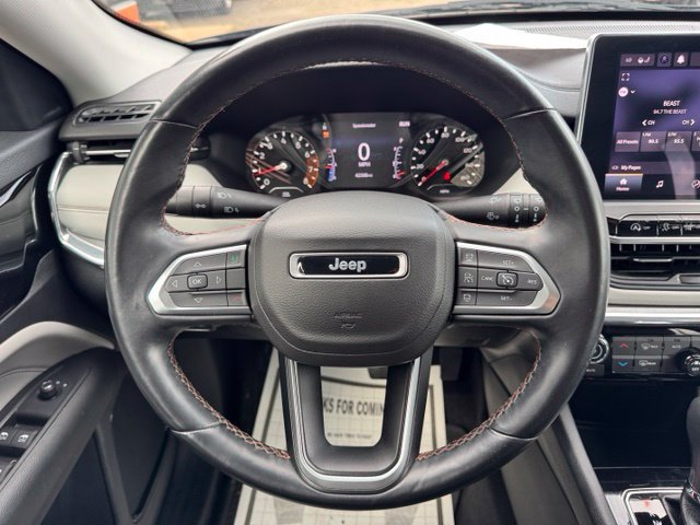 Used 2022 Jeep Compass Limited AWD/4WD image 18