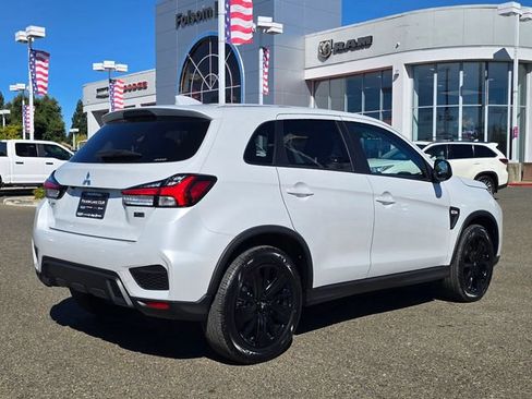 Used 2024 Mitsubishi Outlander Sport LE AWD/4WD image 4