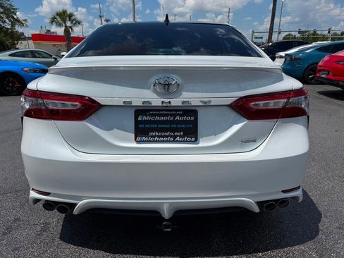Used 2020 Toyota Camry XSE FWD image 6